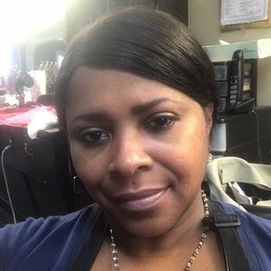 Meet your Posher, Latesha